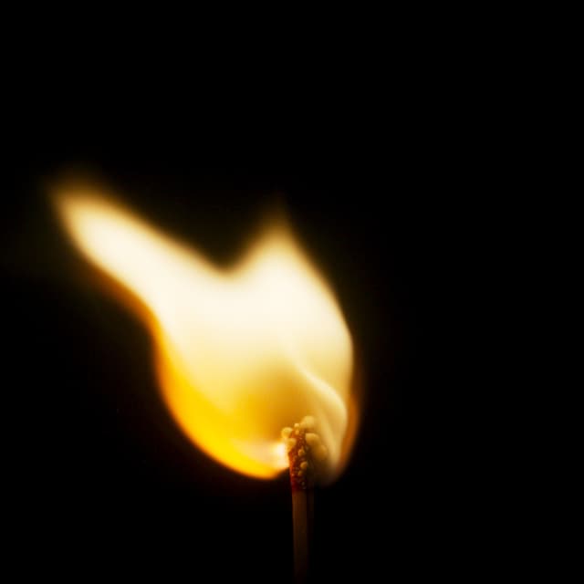 Match - Vertical - 002