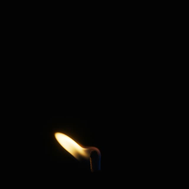 Lamp Flame - Windy - 003