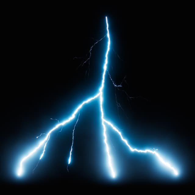 Lightning - Slow Motion - Front - 011